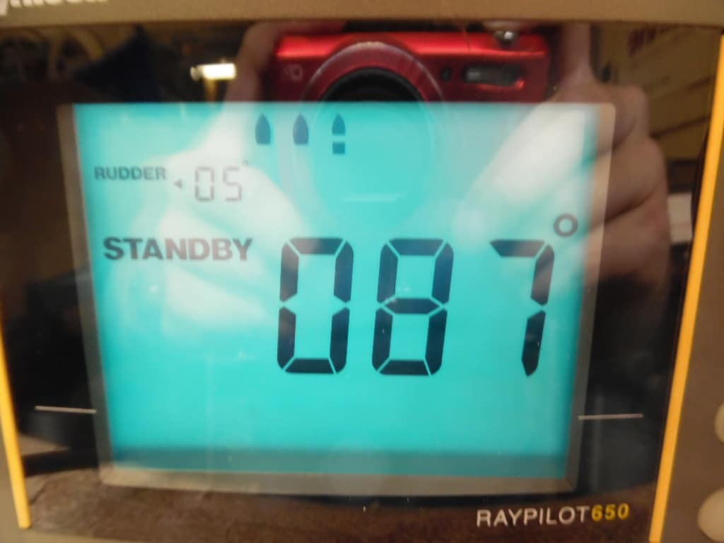 thumbnail image 2 of Replacement LCD Screen For Raypilote 650 - Raytheon/Raymarine/Autohelm Display (New) 2 of 6