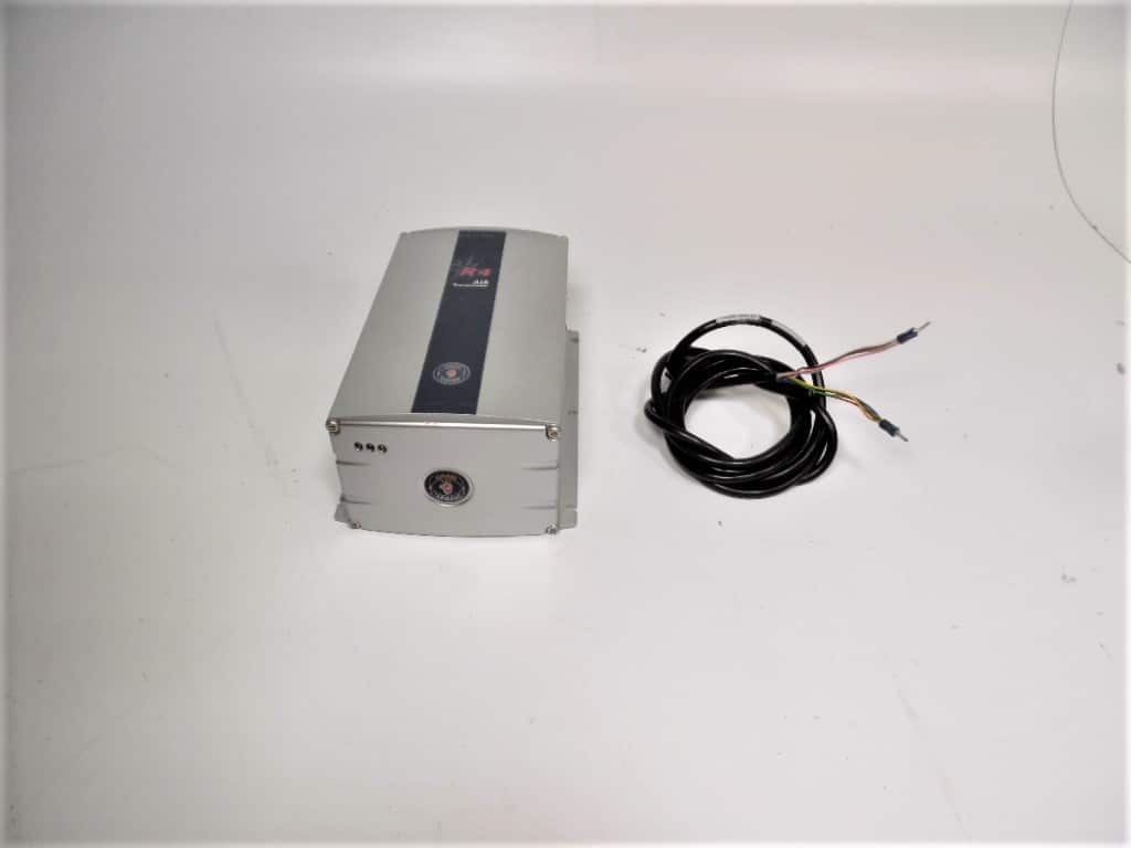 Saab R4 SAAB TransponderTech R4 Shipborne Class A AIS Transponder 7000 100-550 ...